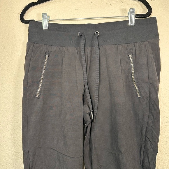 Athleta Trekkie North Jogger Tracksuit Bottoms Women's Size 8 - Picture 4 of 9